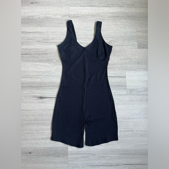 Pacsun Ribbed Corset Rromper - Picture 5 of 6